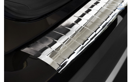 Накладка на задний бампер Mitsubishi Outlander