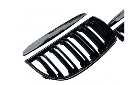 Решетка радиатора BMW 3 E90 2005-2008