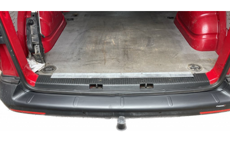 Накладка на задний бампер Volkswagen T5