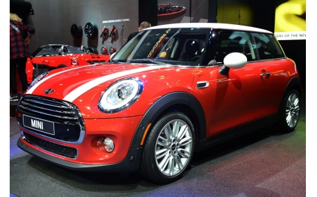 Накладка на задний бампер Mini Cooper