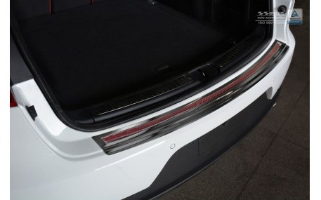 Накладка на задний бампер Porsche Macan