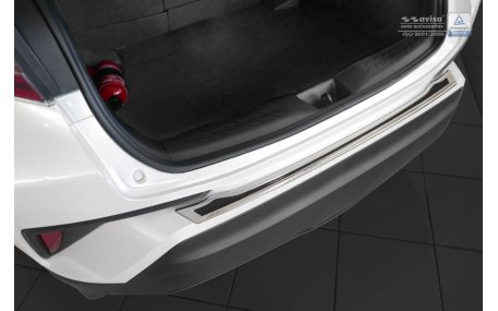 Накладка на задний бампер Toyota C-HR