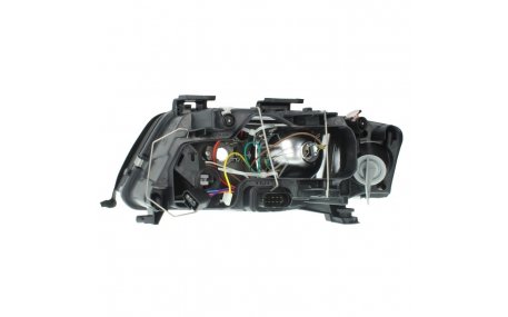 Фара передняя AUDI A6 С5 1997-2001