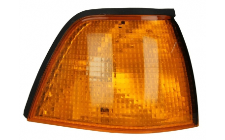 Поворот BMW 3 (E36)