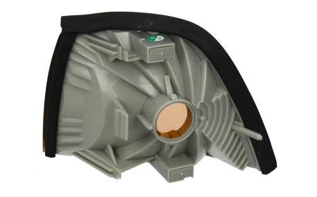 Поворот BMW 3 (E36)