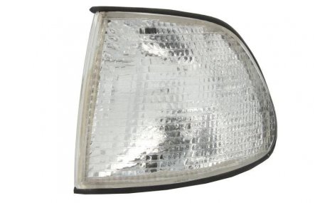 Поворот BMW 7 (E38)