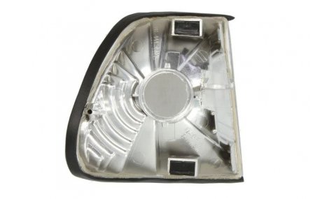 Поворот BMW 7 (E38)