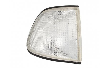 Поворот BMW 7 (E38)