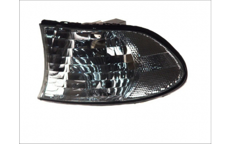 Поворот BMW 7 (E38)