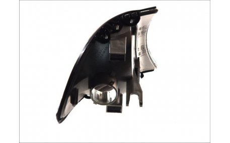 Поворот BMW 7 (E38)