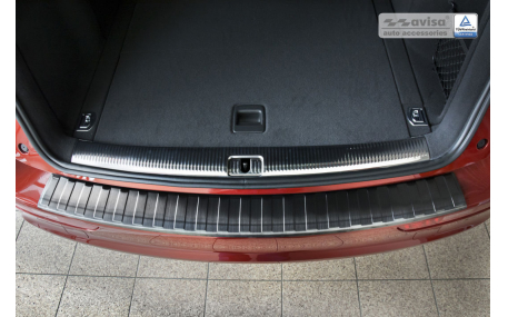 Накладка на задний бампер Audi Q5