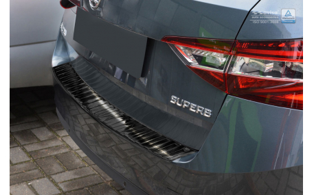 Накладка на задний бампер Skoda Superb
