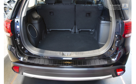 Накладка на задний бампер Mitsubishi Outlander