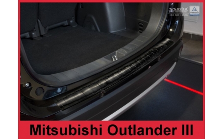 Накладка на задний бампер Mitsubishi Outlander