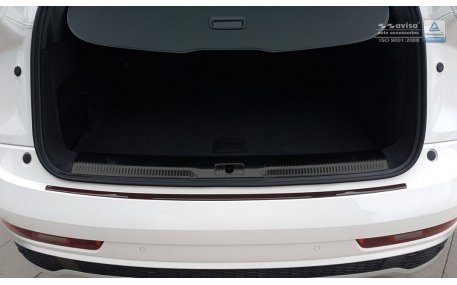 Накладка на задний бампер Audi Q3