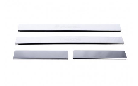 Накладки на пороги Mazda 6