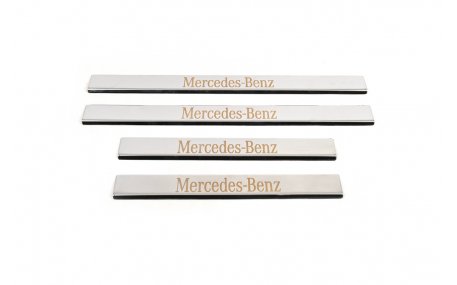 Накладки на пороги Mercedes E-class W210