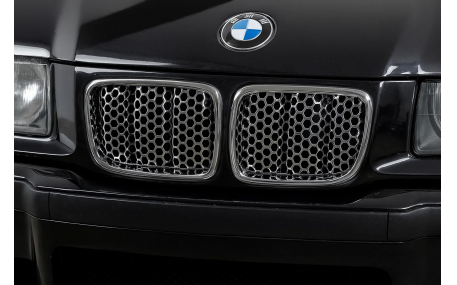 Решетка радиатора BMW E36