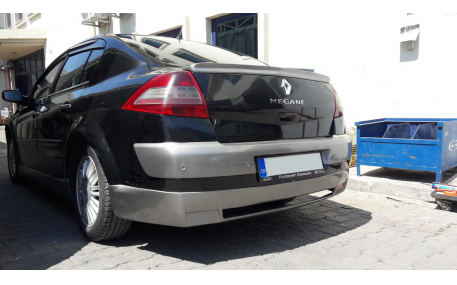 Накладка задняя Renault Megane