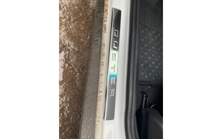 Накладки на пороги Renault Duster