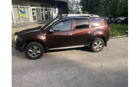 Дефлекторы окон Renault Duster