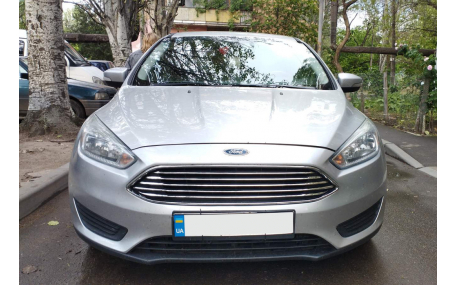 Решетка радиатора Ford Focus MK3