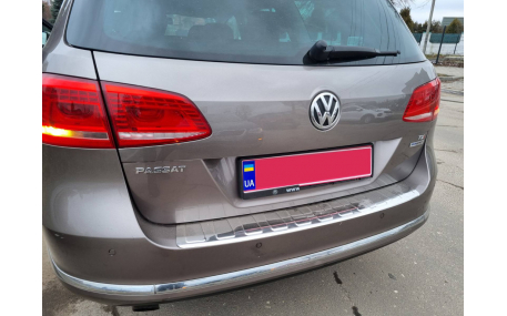 Накладка на задний бампер Volkswagen Passat B7