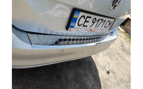 Накладка на задний бампер Volkswagen Passat B8