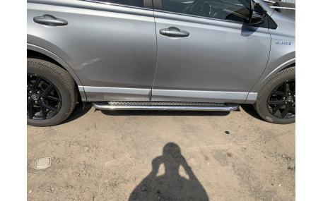 Подножки Toyota RAV4