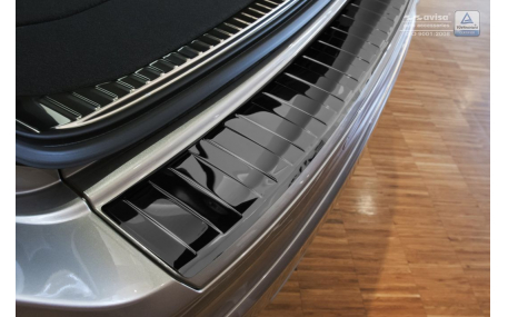 Накладка на задний бампер Volvo XC60