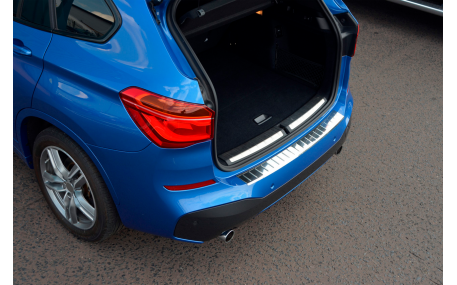 Накладка на задний бампер BMW X1 F48