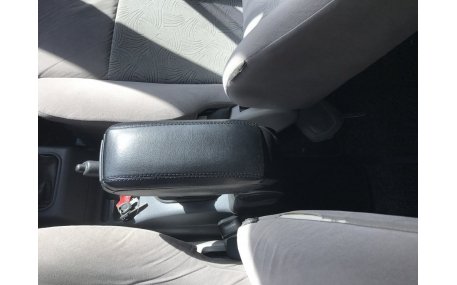 Подлокотник Ford Connect