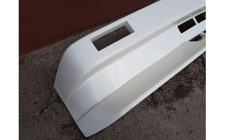 Бампер передний BMW 3 E30