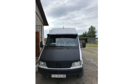 Козырек Mercedes Sprinter