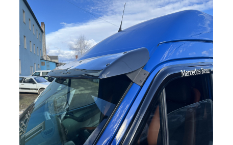Козырек Mercedes Sprinter