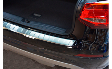 Накладка на задний бампер Audi Q2