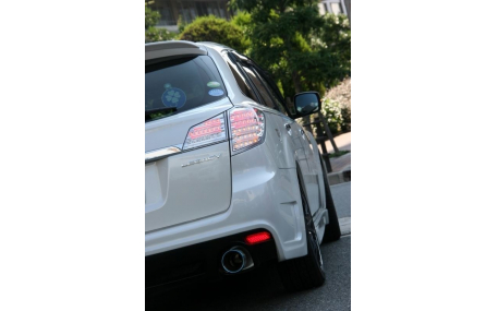 Фонари задние Subaru Outback