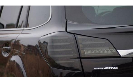 Фонари задние Subaru Outback