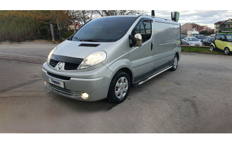 Дефлектор капота Opel Vivaro 