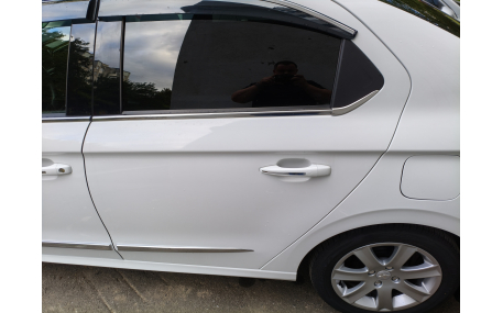 Хром накладки Peugeot 301