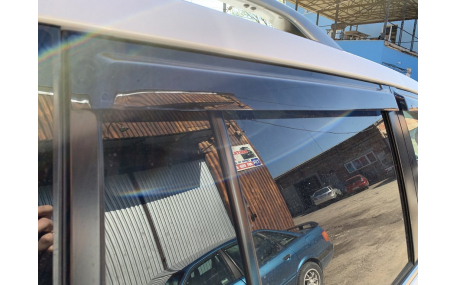 Дефлекторы окон Toyota Land Cruiser 200