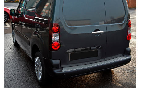 Накладка на задний бампер Citroen Berlingo