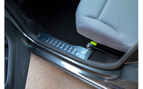 Накладки на пороги Citroen Berlingo