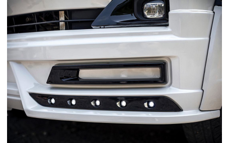 Накладки на бампера Toyota Land Cruiser 200