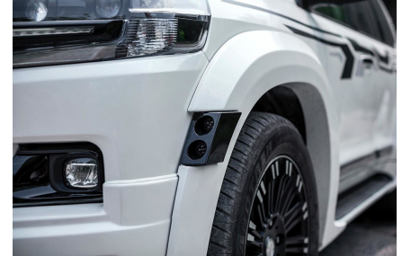 Накладки на бампера Toyota Land Cruiser 200
