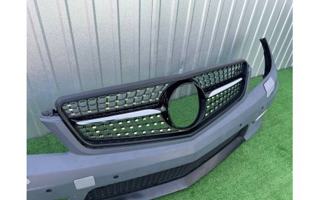 Решетка радиатора Mercedes C-class W204