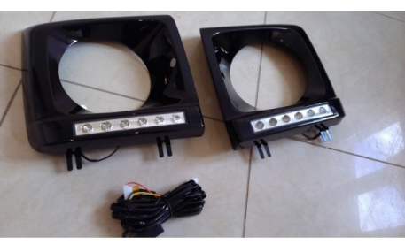 Дневные ходовые огни Mercedes G-class W463