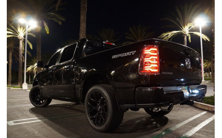 Фонари задние Dodge RAM 1500
