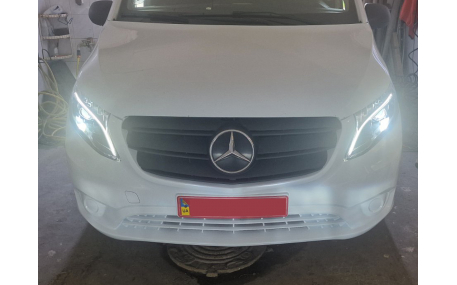 Фары передние Mercedes Vito W447