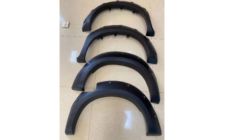 Арки Toyota Hilux